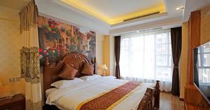 紫怡轩酒店(成都西南财大店)荷塘月色中式大套房