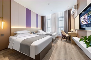 都市118连锁酒店青岛高新区方特店优享舒适双床房