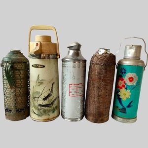 民俗老物件老式暖瓶水壶保温热水瓶壶绿色铁皮暖壶竹子老式压力