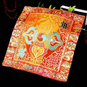 西藏民族用具 藏式绣花八吉祥十字金刚杵铃杵布垫批量发 黄色