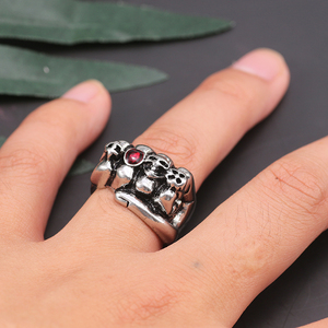 韩版学生简约百搭复古骷髅戒指拳头钻石个性夸张男指环时尚装饰潮