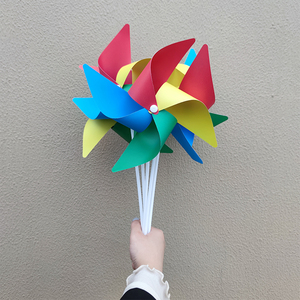 塑料风车户外装饰儿童旋转玩具幼儿园大小风车串定制地推活动礼品