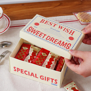 烘焙曲奇饼干雪花酥牛轧糖凤梨酥糯米船玛德琳奶枣包装盒圣诞礼盒