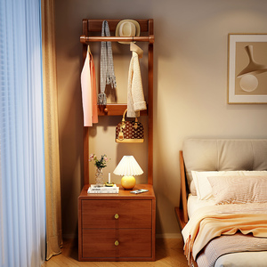 实木床头柜挂衣架一体简易落地衣帽架卧室家用床边角落挂衣服架子