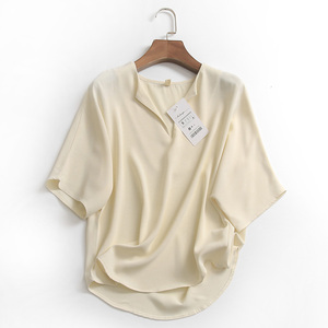 I402纯色宽松蝙蝠型短袖半开领套头夏季新款2022百搭通勤女式衬衫