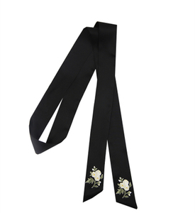 复古丝绒黑色缎面刺绣花朵白蔷薇百搭小领巾细长围巾窄长条丝巾