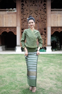 天丝麻料上衣 泰国进口金线裙 傣族服装改良款 日常装