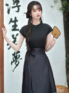 马面裙搭配的t恤修身显瘦黑色打底衫夏季短袖国风上衣新中式女装