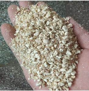 新款食用菌专用新疆棉子壳玉米芯棉籽壳菌用栽培原料物资价格4斤
