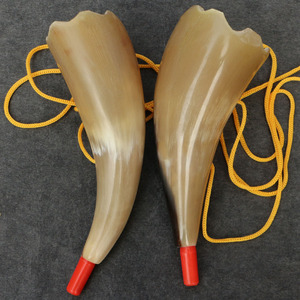 天然黄牛角号角喇叭吹响乐器特色手工艺品  儿童玩具 长14~16厘米