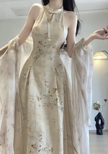 新中式国风套装女复古改良旗袍裙年轻款气质挂脖连衣裙无袖长裙子
