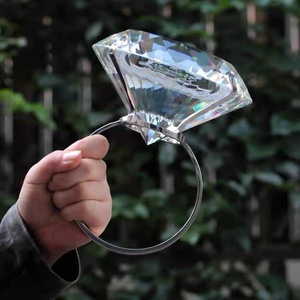 大钻戒道具超大玩具水晶仿真假钻石戒指夸张超级巨大模型求婚搞怪