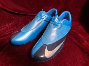 nike mercurial刺客5足球鞋珍藏意产串9德罗巴全新44.5码(cm285)