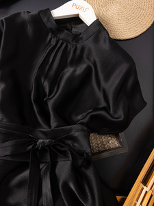 黑色珍珠缎（有腰带）2024法式复古立领珍珠缎桑蚕丝气质连衣裙