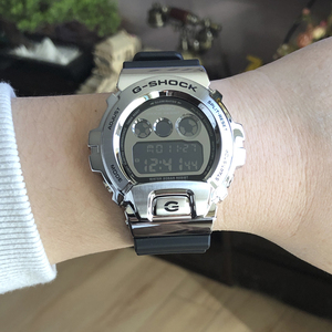 卡西欧G-SHOCK GM-6900-1/G-9/B-4/5600金属表壳防水电子男腕手表
