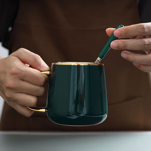 杯子陶瓷定制复古马克杯带盖轻奢ins咖啡杯子高档精致水杯绿家用