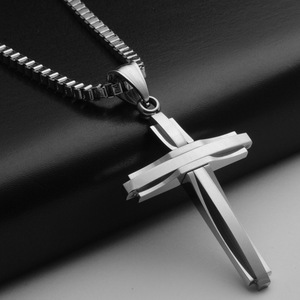 韩版男士十字架项链不锈钢钛钢吊坠个性小饰品
