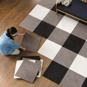 日式免胶拼接地毯方块满铺客厅厨房防滑自粘地垫卧室门垫子可裁剪