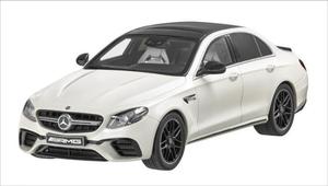 1:18德国奔驰原厂BENZ W213 E63s AMG汽车模型[限量1000台]