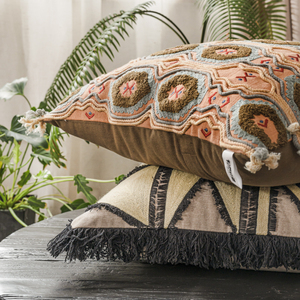 视觉味道 印度进口手工绣花抱枕北欧创意沙发软包靠垫榻榻米靠枕