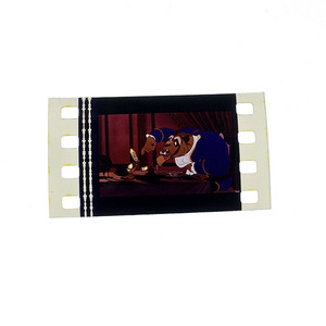 美女与野兽 迪斯尼经典动画电影胶片衍生品周边钥匙扣挂件摆件台