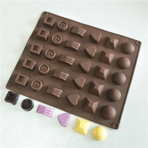 巧克力模具硅胶食品级diy自制爱心玫瑰花恐龙贝壳纽扣朱古力模型