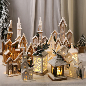 圣诞节装饰品木质发光圣诞木屋雪房子摆件圣诞树城堡橱窗场景布置