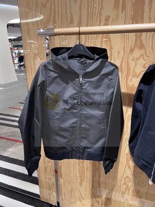 欧洲代购 Burberry男童23秋新黑色连帽风衣休闲夹克后背战马外套