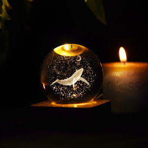 H&D 海洋鲸鱼水晶球桌面摆件 创意玻璃球装饰品 小夜灯 生日礼物