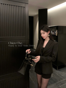 车迟恩Chien 春季高级感时髦性感黑色收腰修身气质深v西装外套女