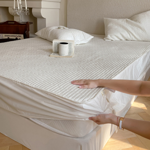 简约款全棉绗缝夹棉床笠床垫保护套纯棉可水洗床罩防滑1.8m床笠套