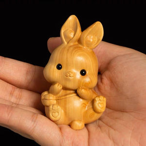 崖柏木雕萝卜兔子木质创意实木动物摆件生肖福财兔文玩装饰手作