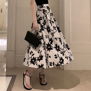 碎花设计感黑白印花高腰半身裙女夏季新中式复古A字显瘦中长裙