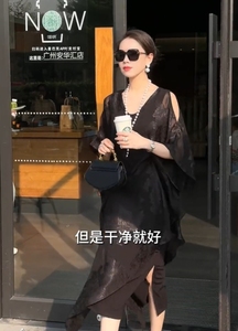 欧货时尚黑色系大版露肩式短袖大气又高级连衣裙2024夏季新款女
