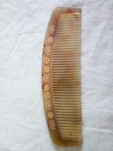 西藏德木秋牦牛角梳子，全齿18公分左右，图案精美做工精细