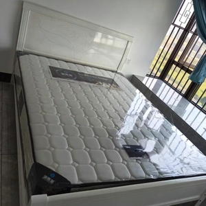 南宁简易杉木床出租房白色实木床1.8米双人床主卧1.5米工厂直销床