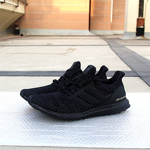 Adidas阿迪达斯 UltraBOOST w 男子UB4.0黑武士运动跑步鞋 F36123