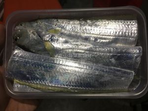 菜菜海鲜冷冻海捕小黄鳍带鱼不同于普通带鱼务必清蒸4-6条 400克