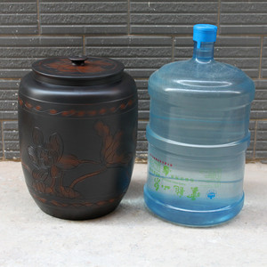 建水紫陶水缸 家用储水罐 茶水缸储水罐装水缸家用储水用陶瓷水缸