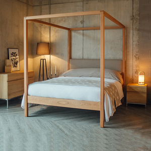 北欧四柱架子床现代简约民宿床新中式实木床主卧室家具双人拔步床
