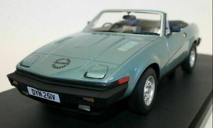 Cult 1 18 凯旋树脂仿真敞篷跑车模型 Triumph TR7 DHC 1980 蓝色