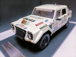 TRL 1 18 兰博基尼树脂仿真达喀尔拉力赛车模型LM002 Dakar Rally