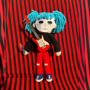 别闹BIZZCUT sallyface手工钩针玩偶娃娃