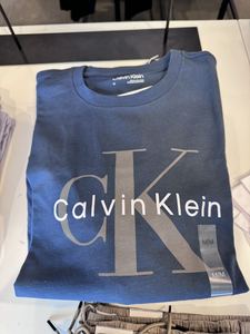 小小加拿大Calvin Klein男士短袖CK圆领休闲T恤 接受买不到退款