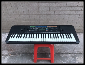 二手雅马哈电子琴 PSR-E253 全正常成色好 61键标准键盘