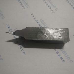 光伏导轮开槽刀 金刚石PCD尖刀磁性材料罗拉聚氨酯车刀V型刻槽刀