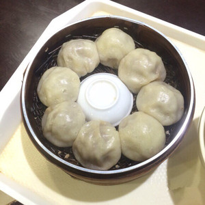 南京特产小笼包 尹氏鸡汁汤包 八只装 顺丰冰鲜 南京美食