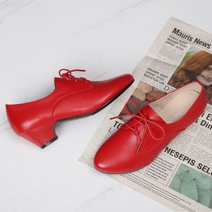 红色皮鞋女2024年新款英伦风小皮鞋圆头春秋中粗跟真皮系带单鞋女