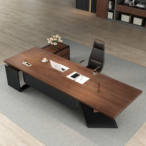 董事长总裁老板桌大班台带侧柜新中式实木办公桌胡桃色原木大板桌