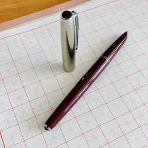 铃兰730钢笔老式手挤吸墨九十年代老物件书写流畅有机顶珠(铜胎)